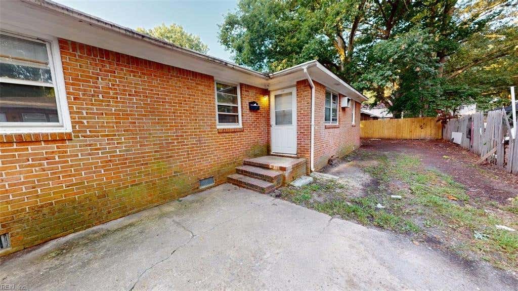 Photo of 1252 Norview Avenue, Norfolk, VA 23513 (MLS # 10648918)