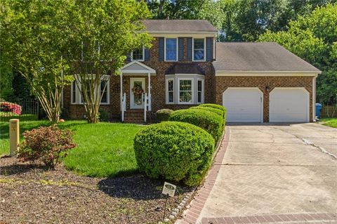 1104 Club Head CT Virginia Beach VA 23455