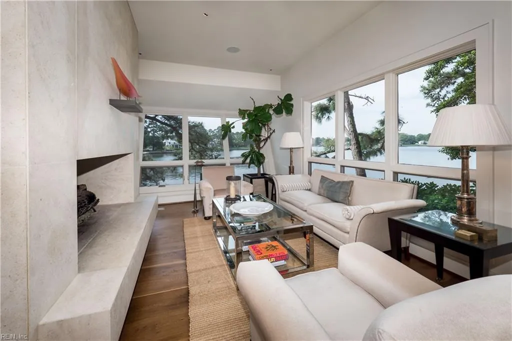 Virginia Beach, Virginia 23451, United States, 3 Bedrooms Bedrooms, ,4 BathroomsBathrooms,Residential,Active,51657