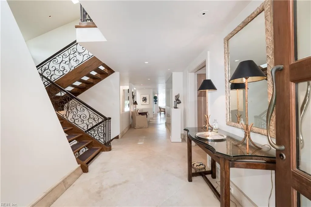 Virginia Beach, Virginia 23451, United States, 3 Bedrooms Bedrooms, ,4 BathroomsBathrooms,Residential,Active,51657