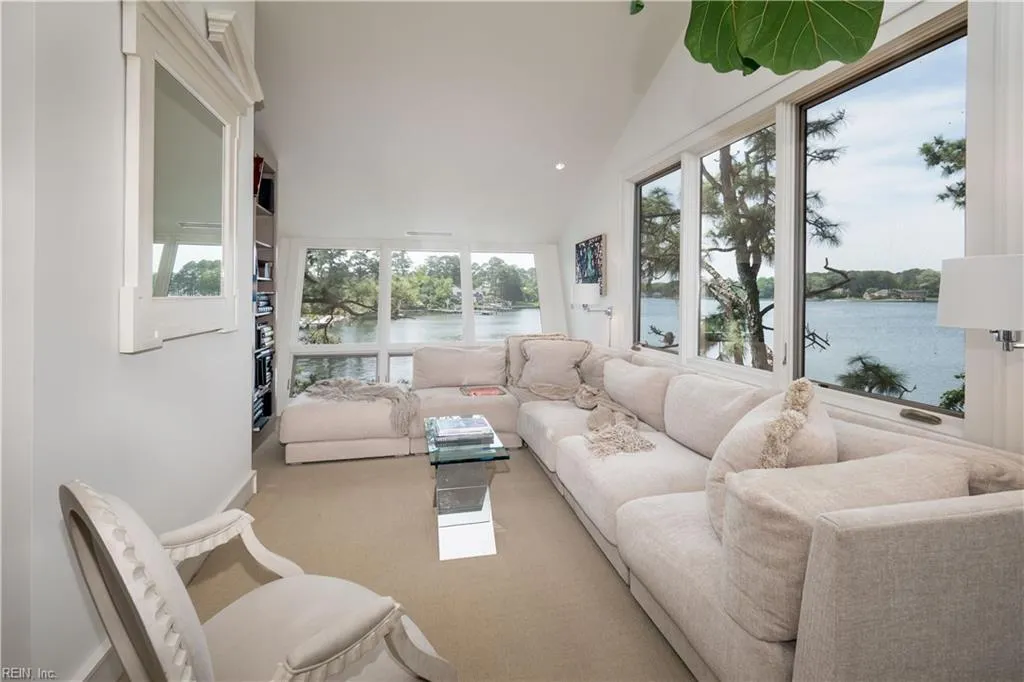 Virginia Beach, Virginia 23451, United States, 3 Bedrooms Bedrooms, ,4 BathroomsBathrooms,Residential,Active,51657