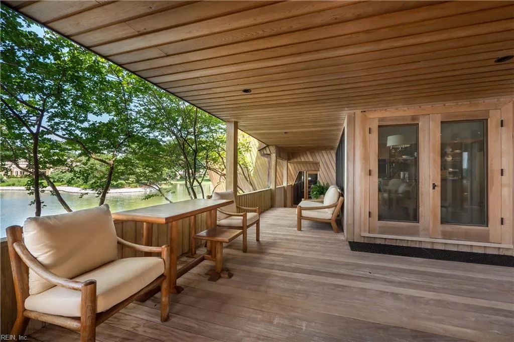 Virginia Beach, Virginia 23451, United States, 3 Bedrooms Bedrooms, ,4 BathroomsBathrooms,Residential,Active,51657