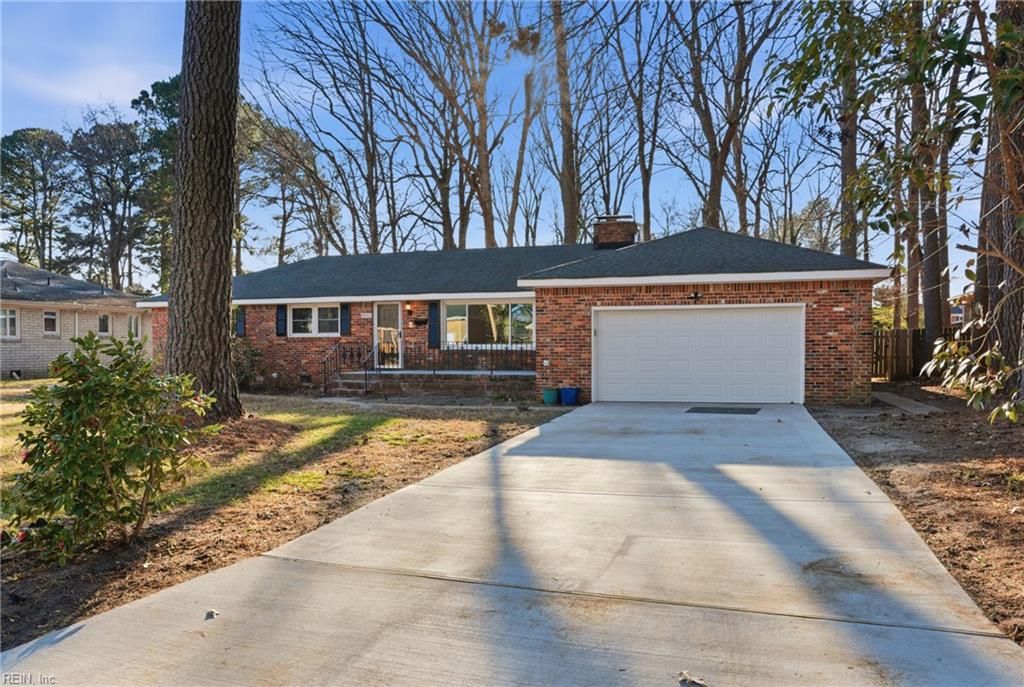 Photo of 1032 Dulcie Avenue, Virginia Beach, VA 23455 (MLS # 10616788)