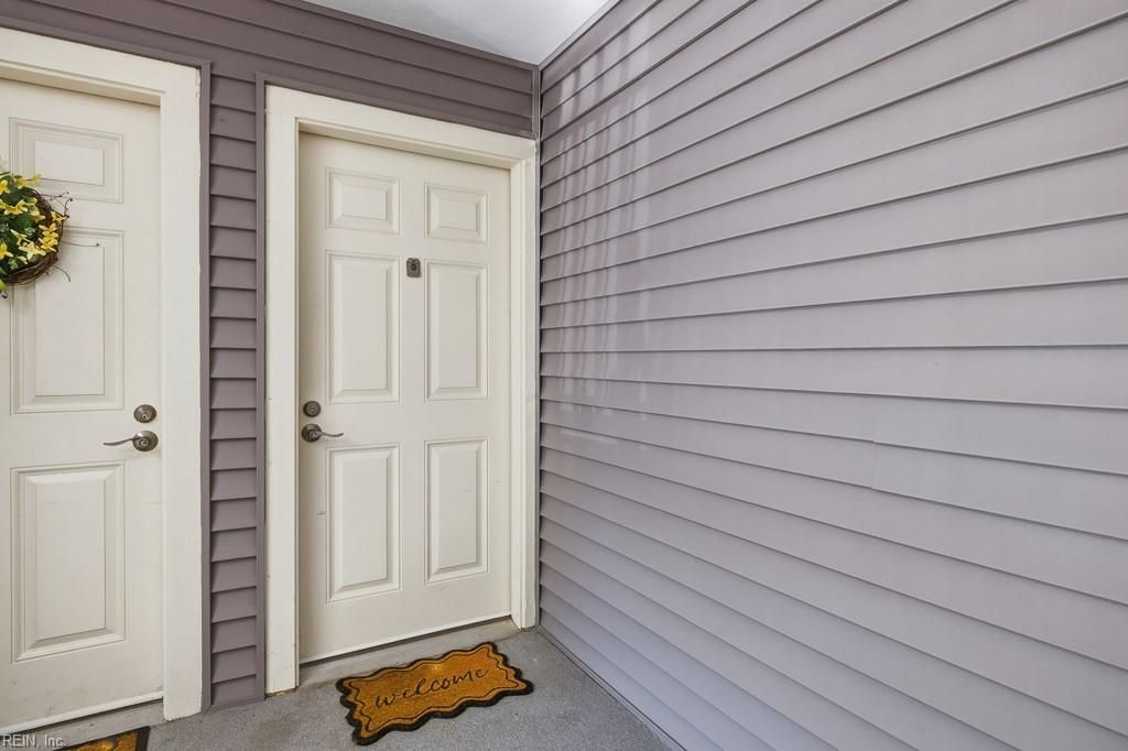 Photo of 1001 Autumn Woods Lane #111, Virginia Beach, VA 23454 (MLS # 10613785)