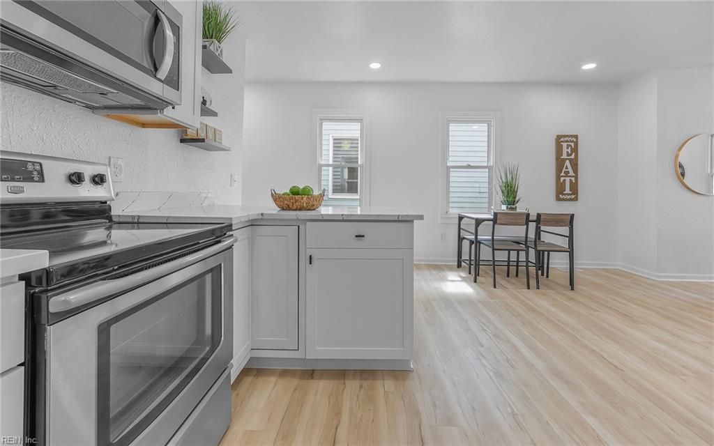 Photo of 822 Pollard St Street, Norfolk, VA 23504 (MLS # 10630648)