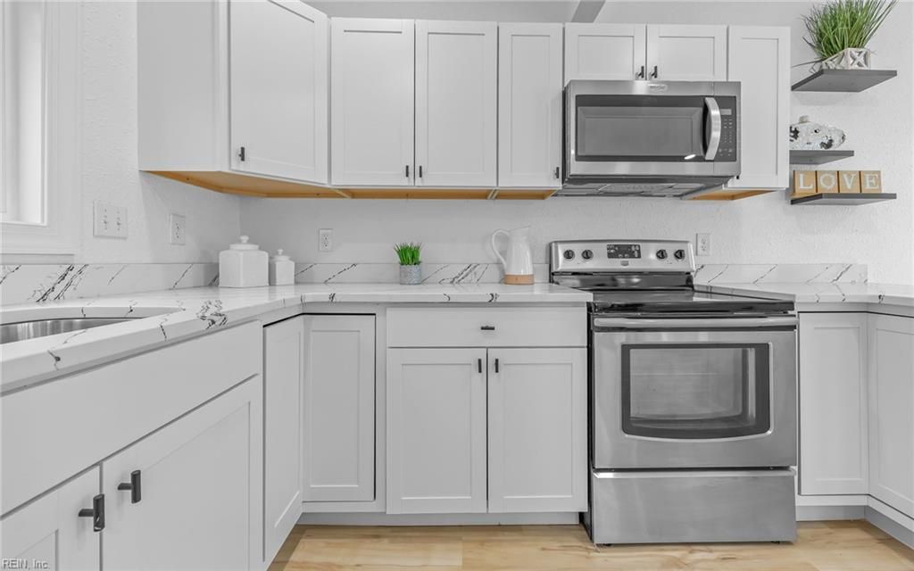 Photo of 822 Pollard St Street, Norfolk, VA 23504 (MLS # 10630648)