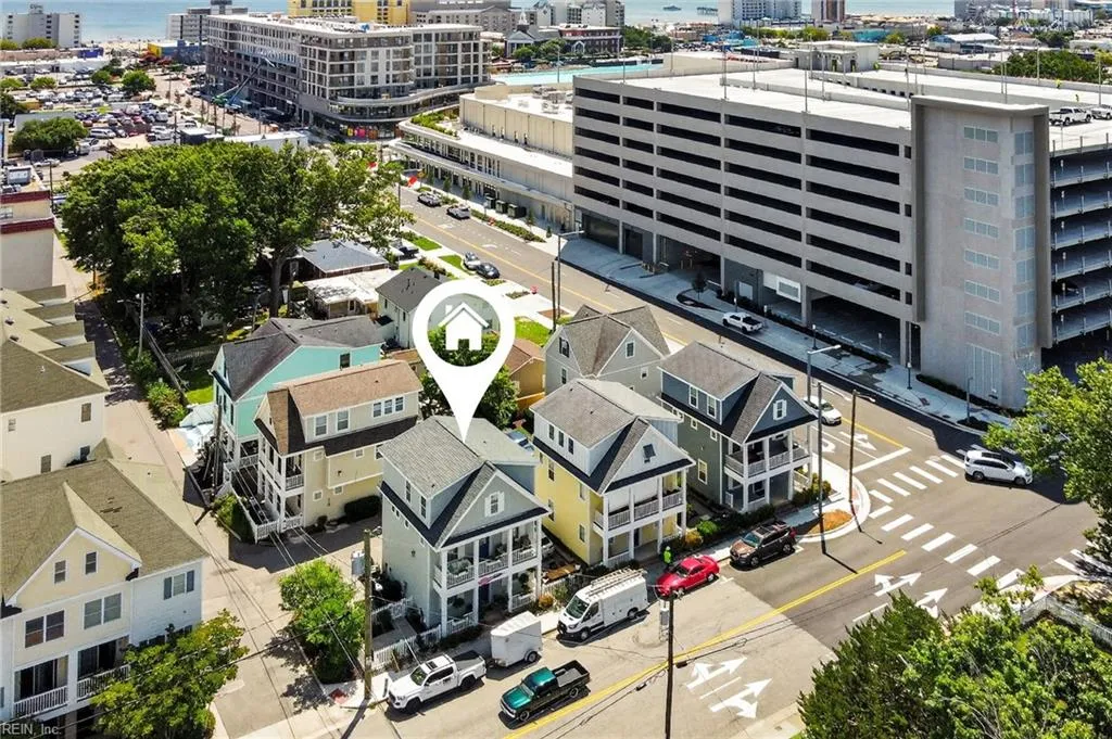 Virginia Beach, Virginia 23451, United States, 3 Bedrooms Bedrooms, ,4 BathroomsBathrooms,Residential,Active,174514