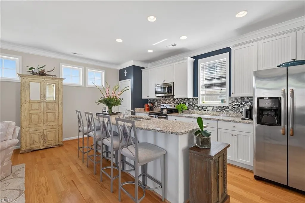 Virginia Beach, Virginia 23451, United States, 3 Bedrooms Bedrooms, ,4 BathroomsBathrooms,Residential,Active,174514