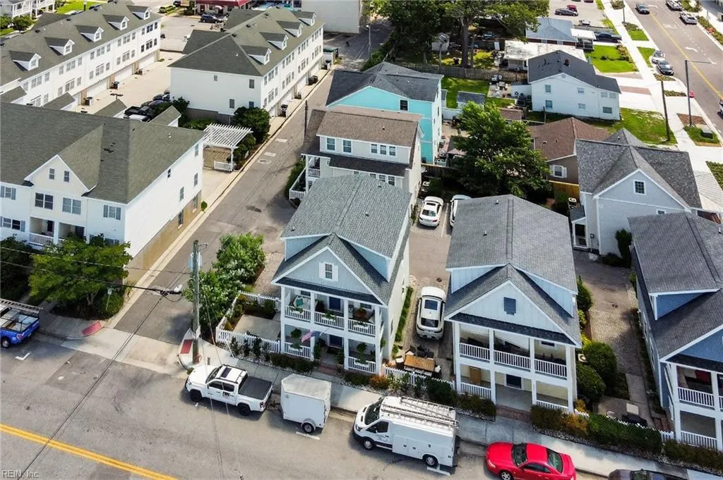 Virginia Beach, Virginia 23451, United States, 3 Bedrooms Bedrooms, ,4 BathroomsBathrooms,Residential,Active,174514