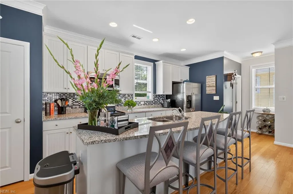 Virginia Beach, Virginia 23451, United States, 3 Bedrooms Bedrooms, ,4 BathroomsBathrooms,Residential,Active,174514