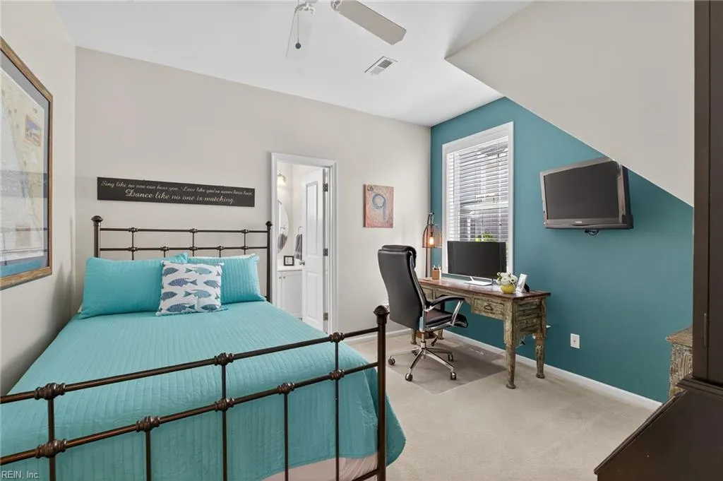 Virginia Beach, Virginia 23451, United States, 3 Bedrooms Bedrooms, ,4 BathroomsBathrooms,Residential,Active,174514