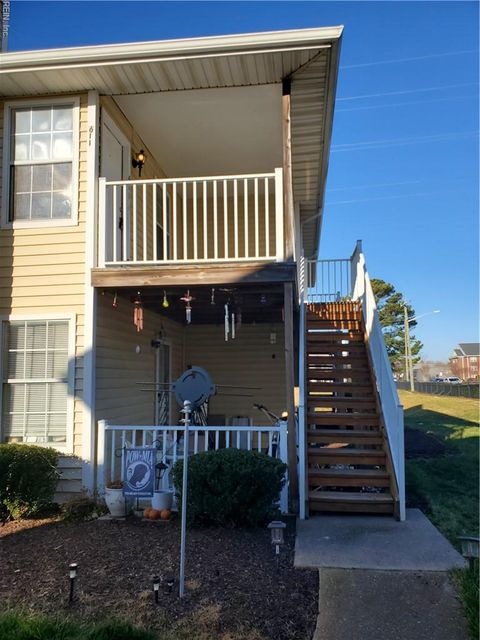 Photo of 611 Pylon Court, Virginia Beach, VA 23462 (MLS # 10615529)