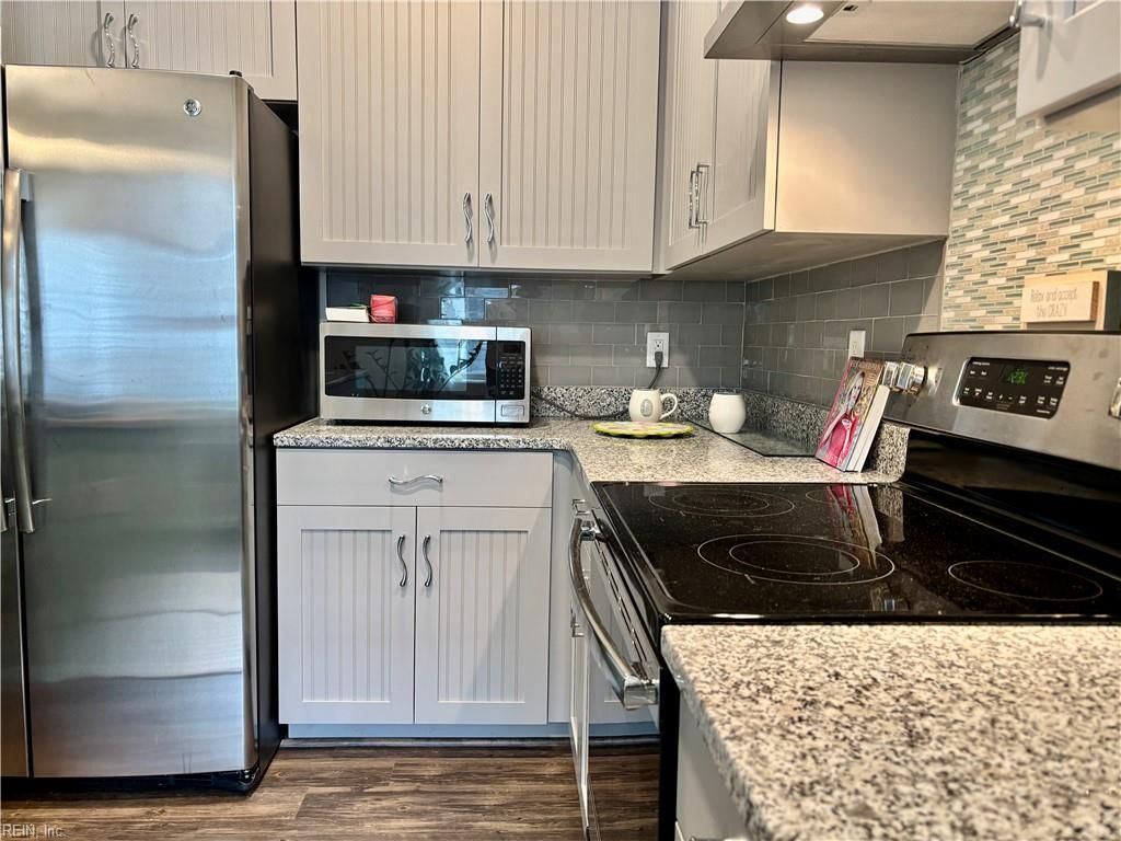 Photo of 7922 Shore Drive #301, Norfolk, VA 23518 (MLS # 10633531)