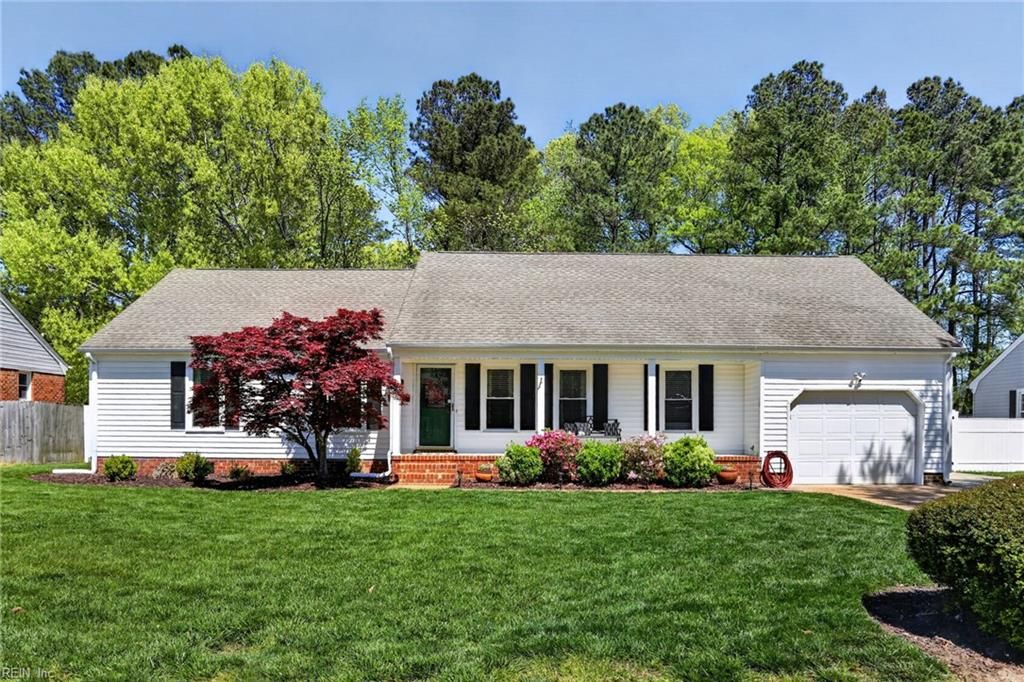 Photo of 500 Ravenstone Drive, Chesapeake, VA 23322 (MLS # 10629548)