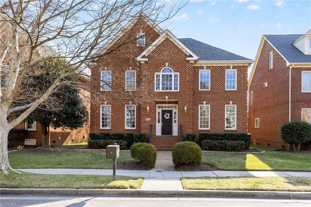 Photo of 1513 Bordeaux Place, Norfolk, VA 23509 (MLS # 10619481)