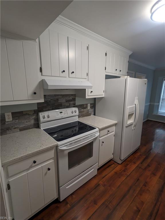 123 Wellesley DR