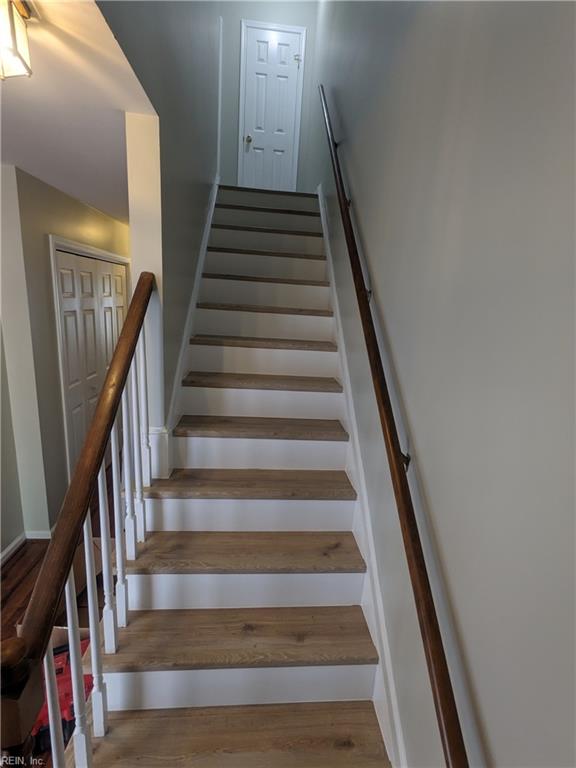 123 Wellesley DR