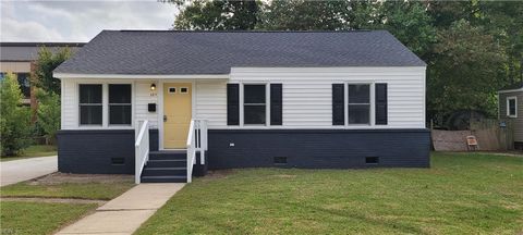 Photo of 520 Woodfin Road, Newport News, VA 23601 (MLS # 10613264)