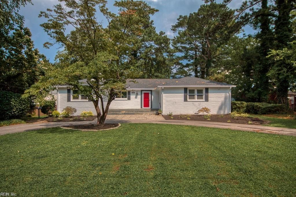 Photo of 264 Blake Road, Norfolk, VA 23503 (MLS # 10612717)