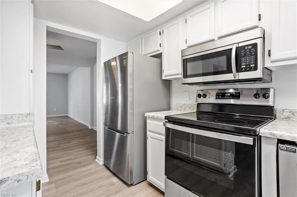 Virginia Beach, Virginia 23462, United States, 3 Bedrooms Bedrooms, ,3 BathroomsBathrooms,Residential,Active,196163