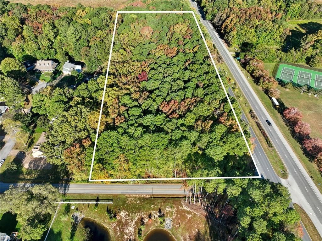 Photo of 9301 George Washington Memorial Highway, Yorktown, VA 23690 (MLS # 10611097)