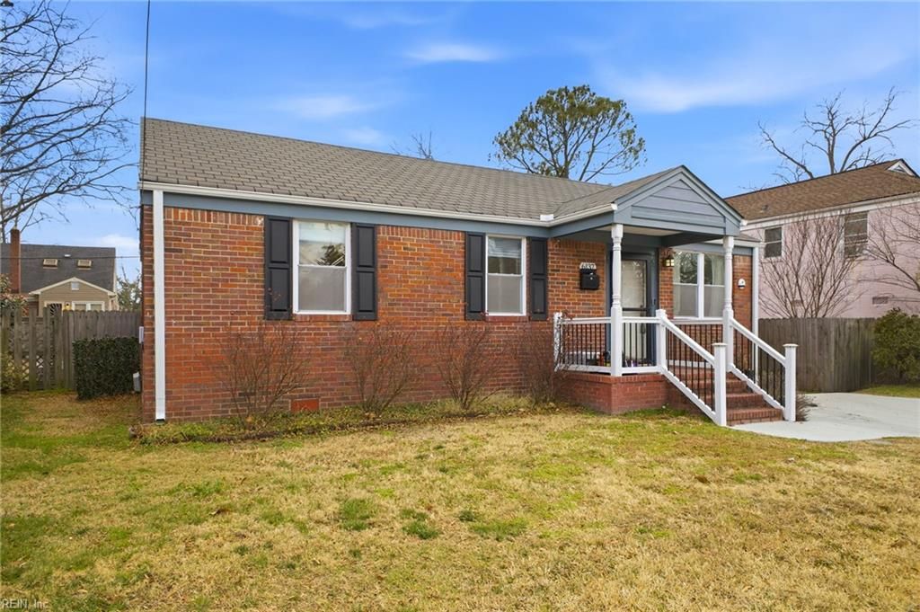 Photo of 6137 Hampton Blvd Boulevard, Norfolk, VA 23508 (MLS # 10617550)