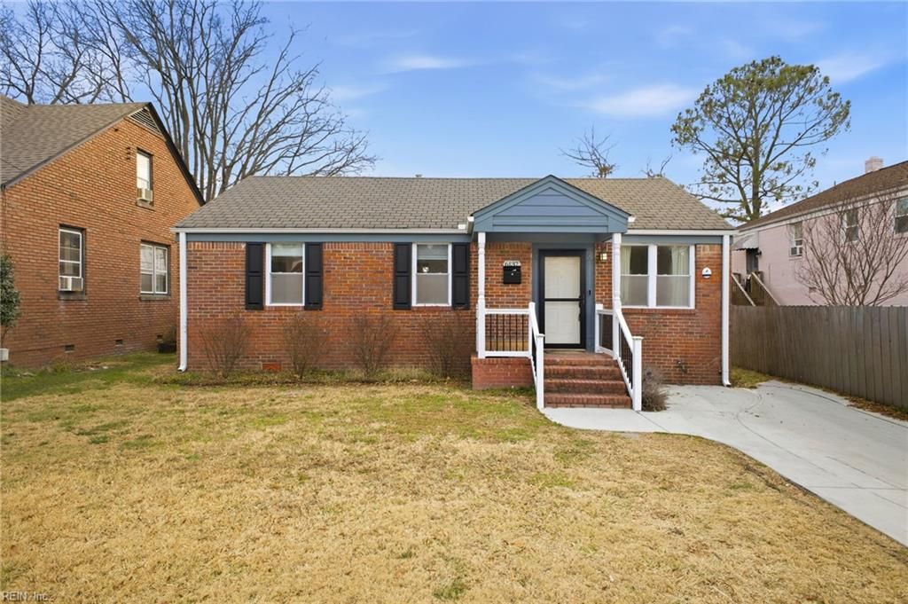 Photo of 6137 Hampton Blvd Boulevard, Norfolk, VA 23508 (MLS # 10617550)
