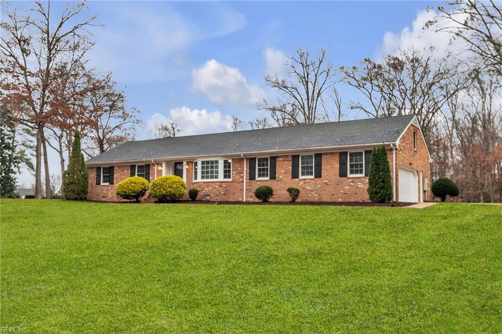 Photo of 807 Craig Drive, Suffolk, VA 23434 (MLS # 10612710)