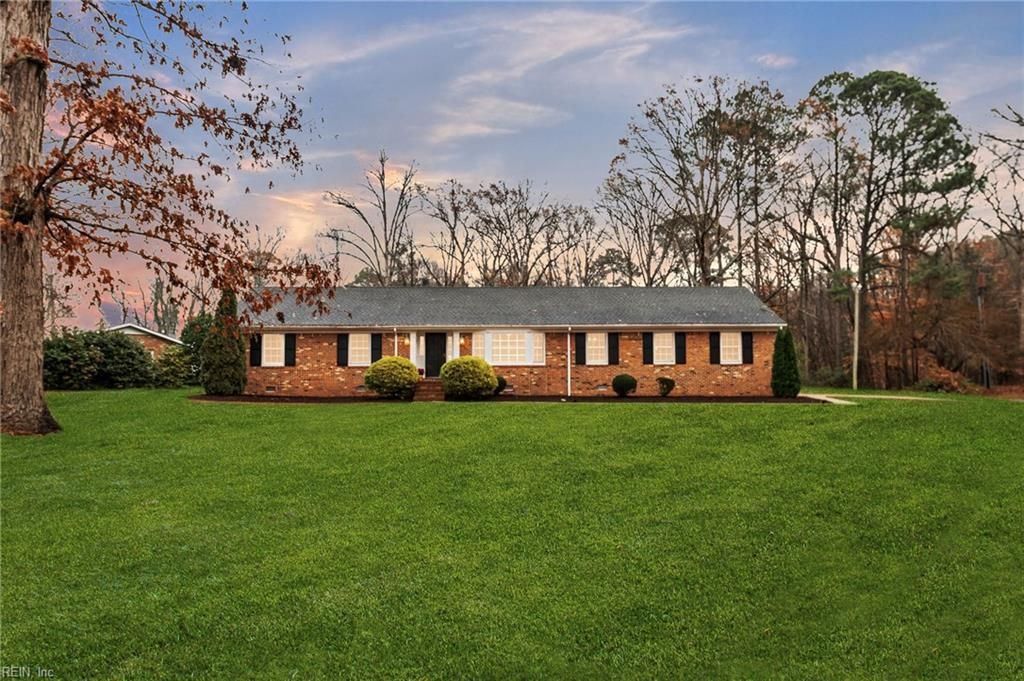 Photo of 807 Craig Drive, Suffolk, VA 23434 (MLS # 10612710)