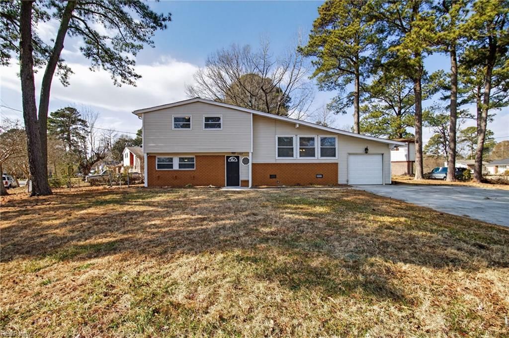 Photo of 5537 Barnhollow Road, Norfolk, VA 23502 (MLS # 10620185)
