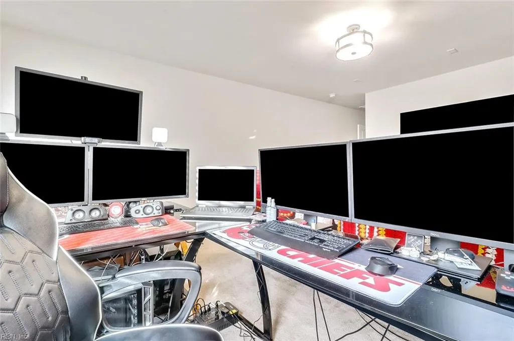 Chesapeake, Virginia 23320, United States, 5 Bedrooms Bedrooms, ,3 BathroomsBathrooms,Residential,Active,13502