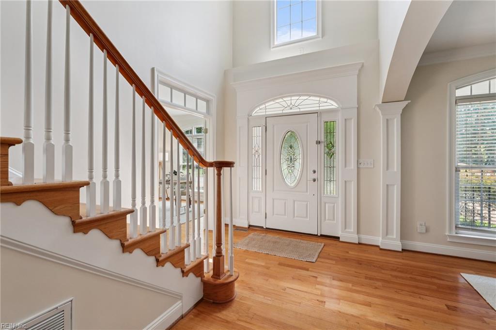 6109 Walkers Ferry LN