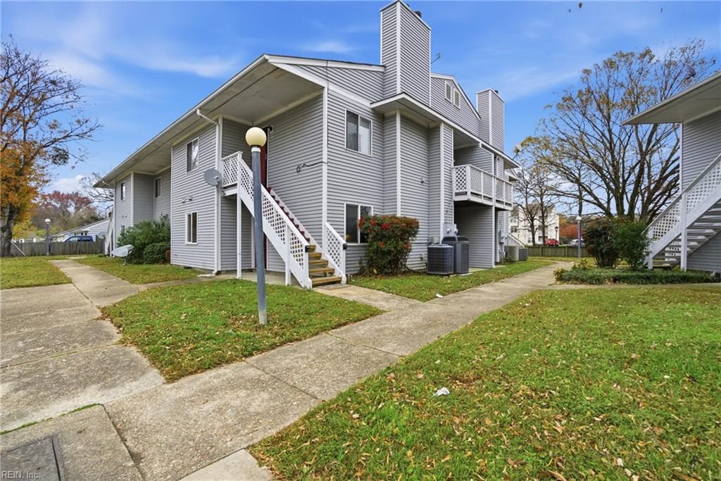 Photo of 109 Roane Drive #C, Hampton, VA 23669 (MLS # 10611852)