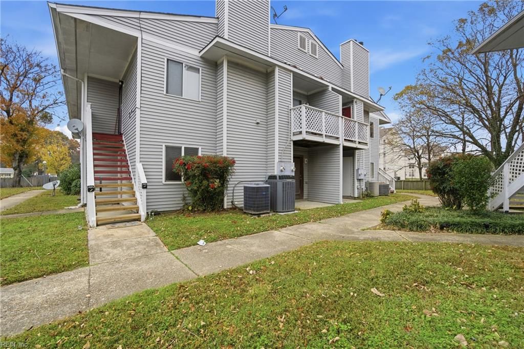 Photo of 109 Roane Drive #C, Hampton, VA 23669 (MLS # 10611852)