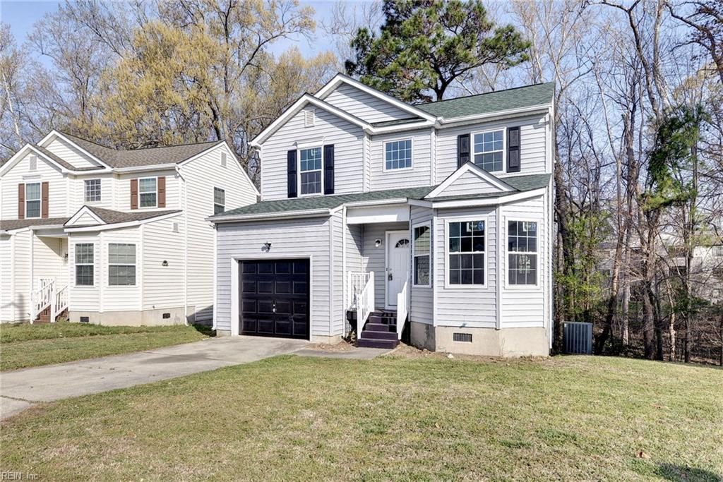 Photo of 313 Warwick Landing Parkway, Newport News, VA 23606 (MLS # 10627281)