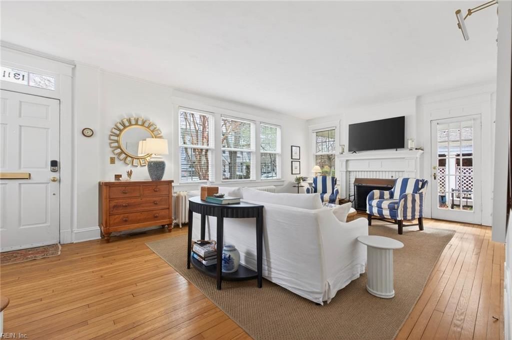 Photo of 1311 Mallory Court, Norfolk, VA 23507 (MLS # 10615489)