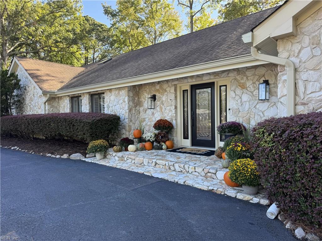 Photo of 1000 Truitt Court, Virginia Beach, VA 23454 (MLS # 10656725)