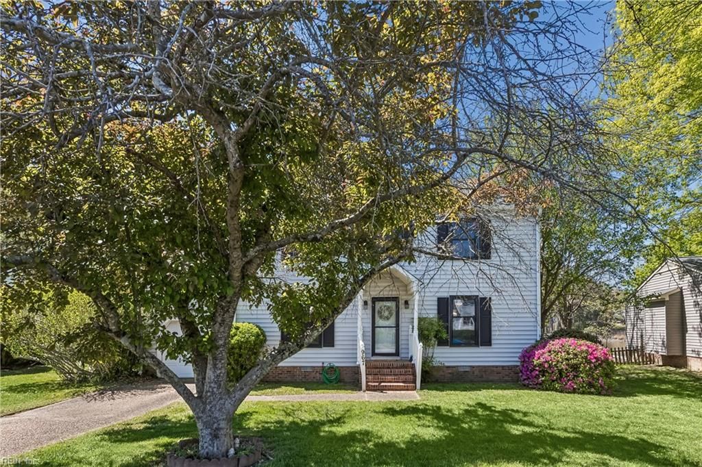 Photo of 967 Colleen Drive, Newport News, VA 23608 (MLS # 10629796)