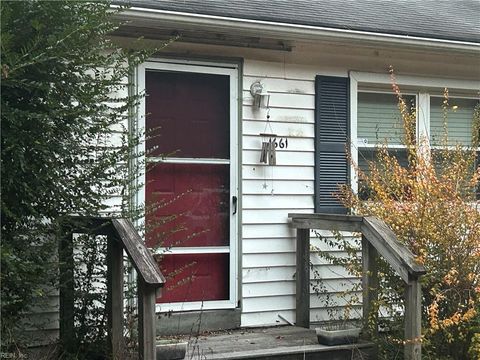 Photo of 1661 Shillelagh Road, Chesapeake, VA 23323 (MLS # 10610509)