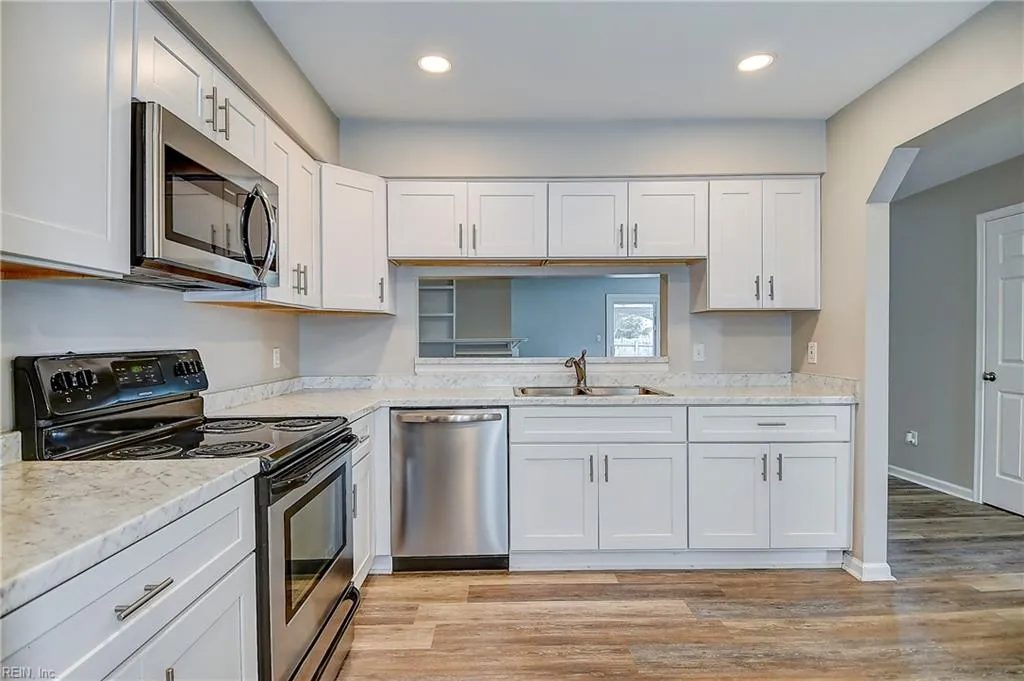 Chesapeake, Virginia 23320, United States, 2 Bedrooms Bedrooms, ,3 BathroomsBathrooms,Residential,Active,167751