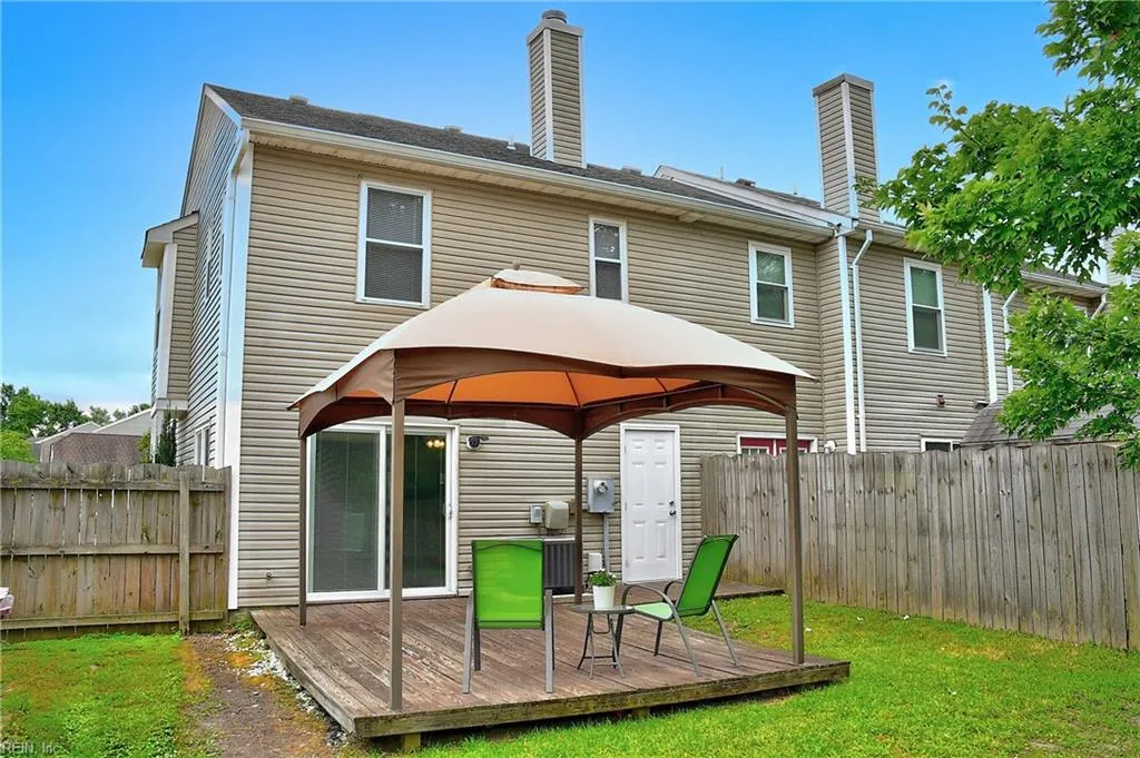 Chesapeake, Virginia 23320, United States, 2 Bedrooms Bedrooms, ,3 BathroomsBathrooms,Residential,Active,167751