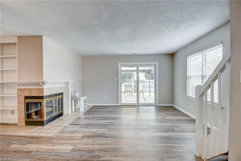 Chesapeake, Virginia 23320, United States, 2 Bedrooms Bedrooms, ,3 BathroomsBathrooms,Residential,Active,167751