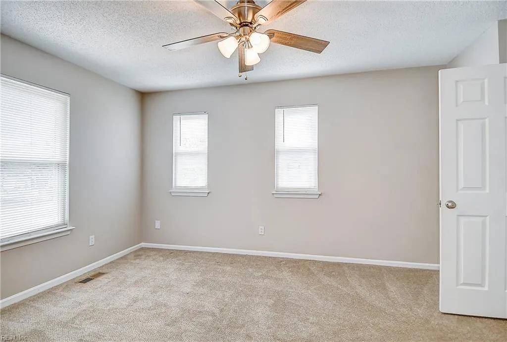 Chesapeake, Virginia 23320, United States, 2 Bedrooms Bedrooms, ,3 BathroomsBathrooms,Residential,Active,167751