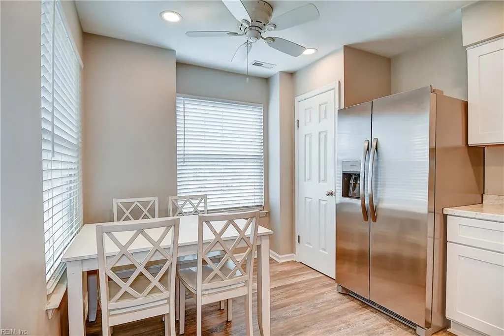 Chesapeake, Virginia 23320, United States, 2 Bedrooms Bedrooms, ,3 BathroomsBathrooms,Residential,Active,167751