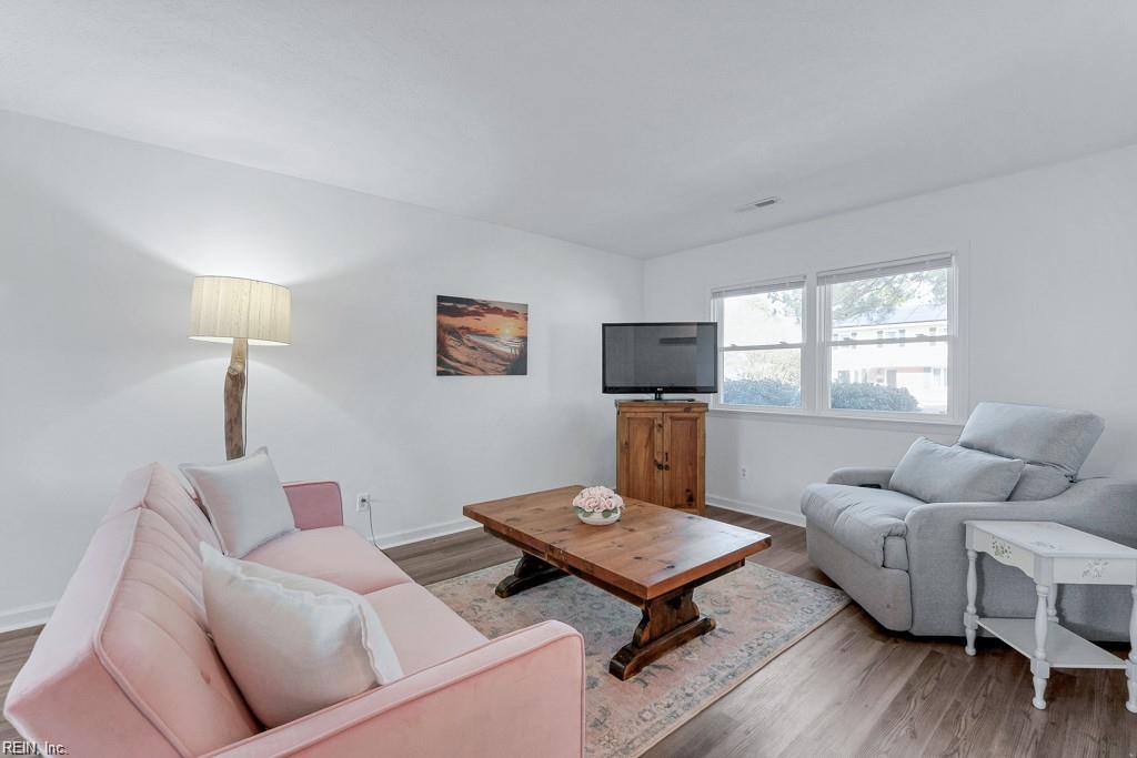 3749 Colonial PW