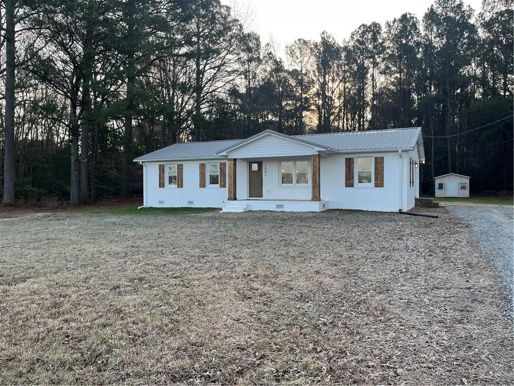 Photo of 1802 WILLIS HARE Road, Pendleton, NC 27862 (MLS # 10613399)