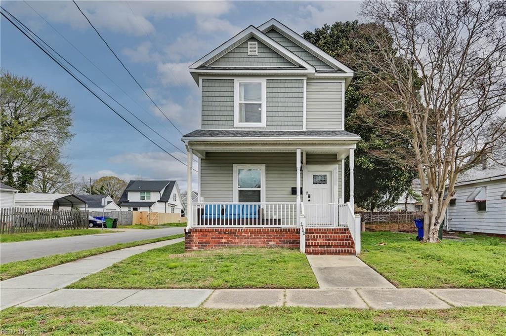 Photo of 2700 Myrtle Avenue, Norfolk, VA 23504 (MLS # 10637452)