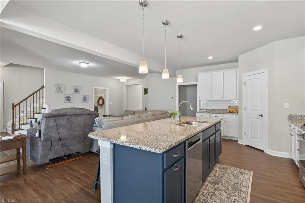 Suffolk, Virginia 23434, United States, 4 Bedrooms Bedrooms, ,3 BathroomsBathrooms,Residential,Active,194978