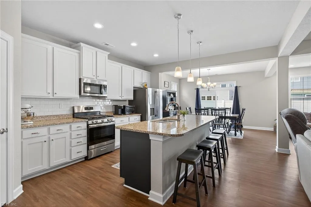 Suffolk, Virginia 23434, United States, 4 Bedrooms Bedrooms, ,3 BathroomsBathrooms,Residential,Active,194978