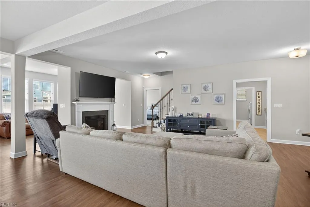 Suffolk, Virginia 23434, United States, 4 Bedrooms Bedrooms, ,3 BathroomsBathrooms,Residential,Active,194978